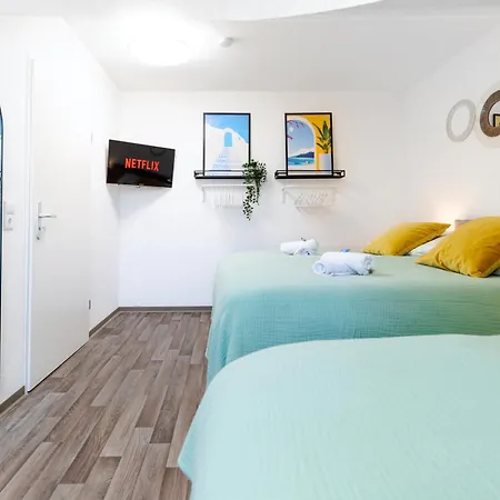 Nestup - Zentrales Mit Boxspringbetten, Smart-tv Und Ausgestatteter Kueche * كاسيل